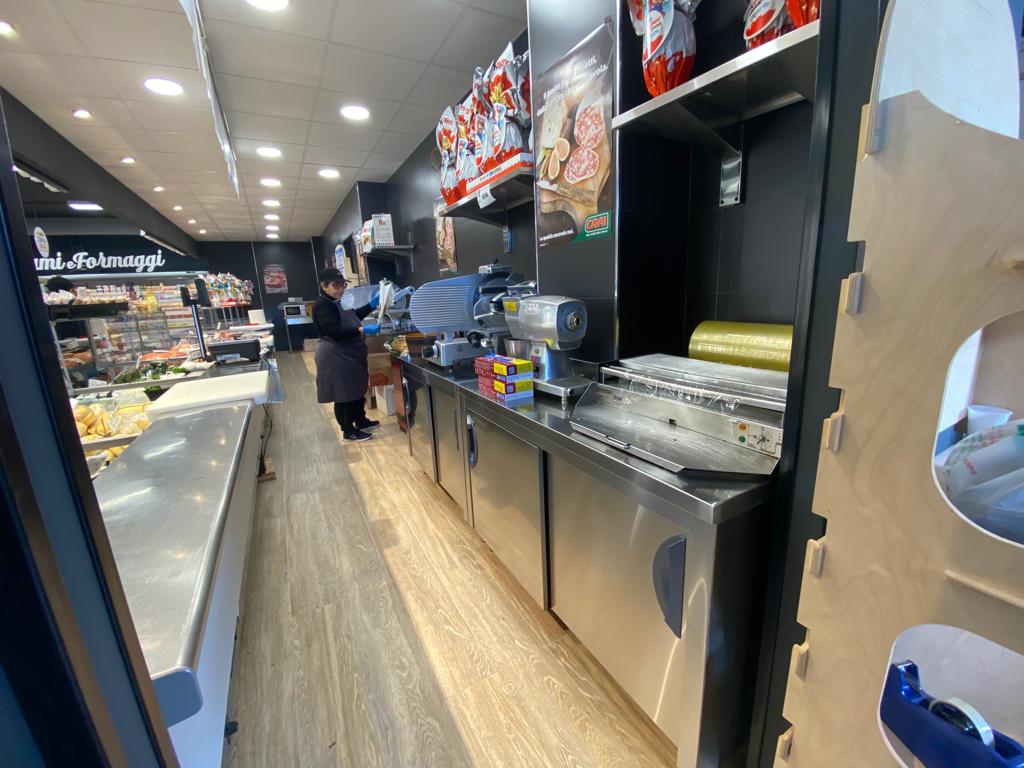 Ristutturazione e arredamenti supermercato crai isola capo rizzuto kr 06