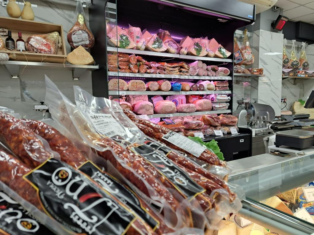 arredamento-commerciale-supermercato-catanzaro-lido-super-s-08